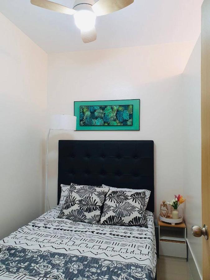 2 Bedroom Condo Vine Residences Quezon City With Pool Wifi Karaoke Board Games Netflix Exterior foto